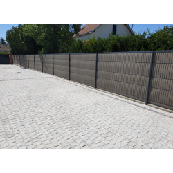 cache vue gris béton